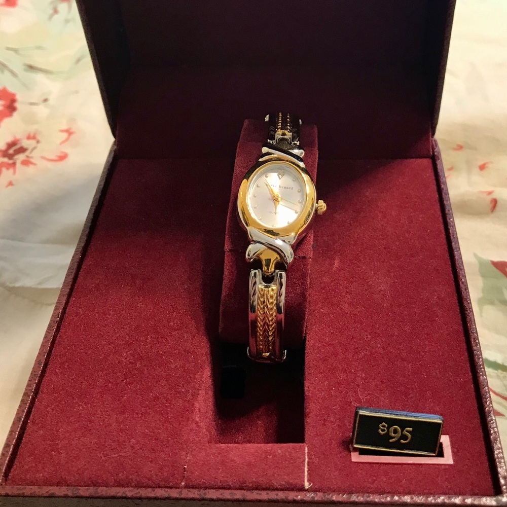 Harvé Benard ladies watch
